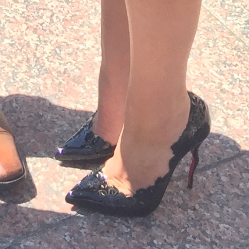 Christian louboutin “beloved” patent leather pumps - Picture 3 of 8